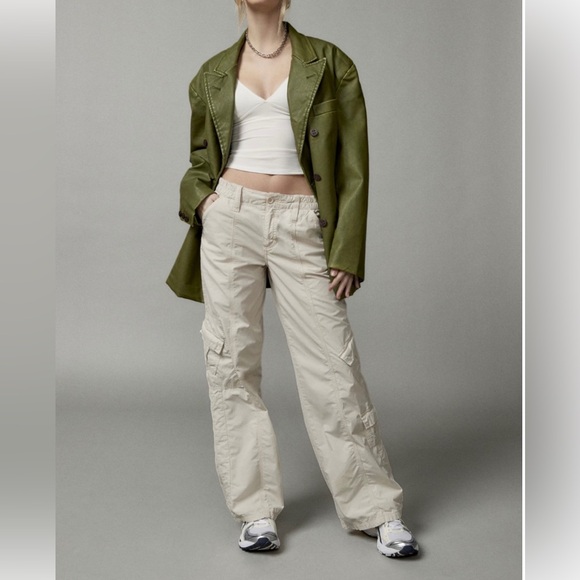 Urban Outfitters Pants - BDG y2k low rise cargo pants